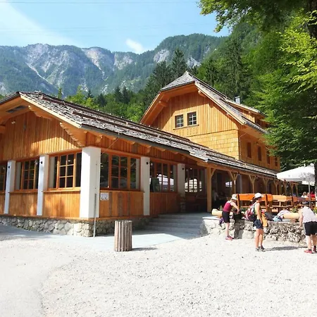 Planinski Dom Savica